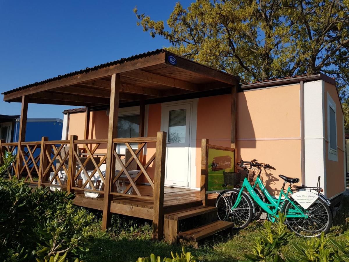 Naturist Mobile Homes Eden In Fkk Ulika Porec Esterno foto